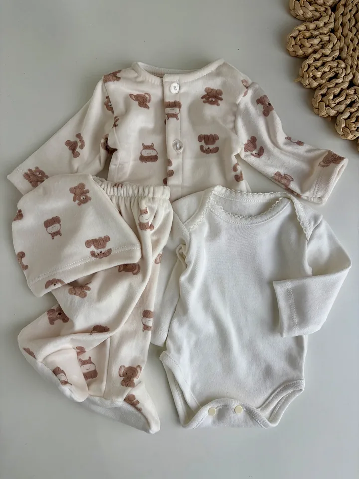 Ajuar 4 piezas ositos beige