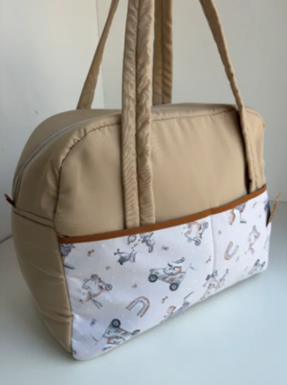 Bolso de tela beige/autitos