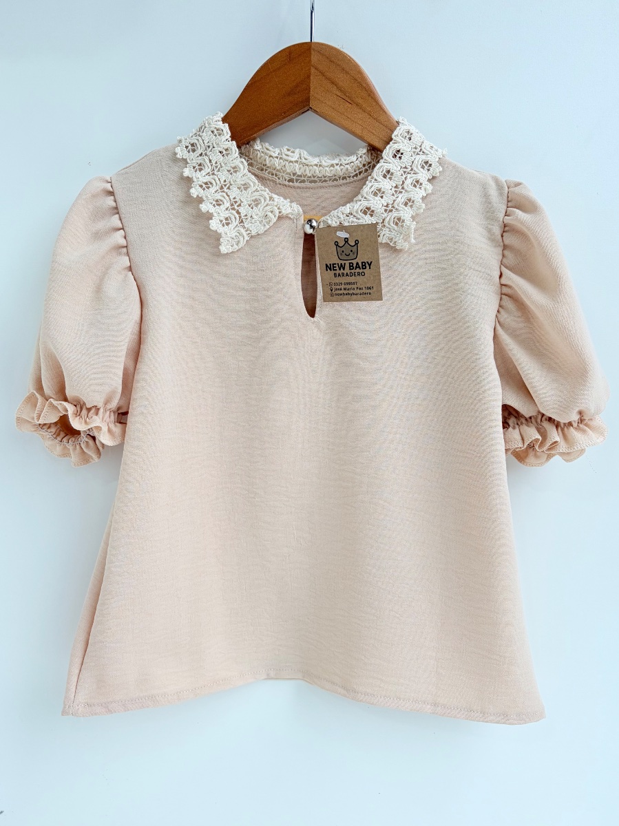 Blusa con cuello/beige