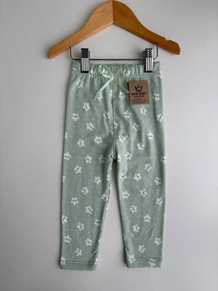Calza verde estampa estrellas  