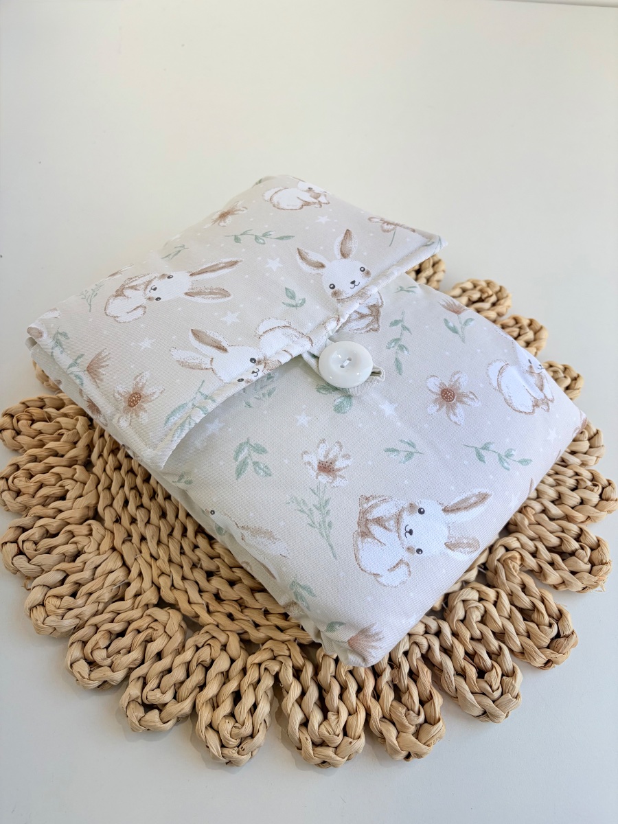 Cambiador conejos beige