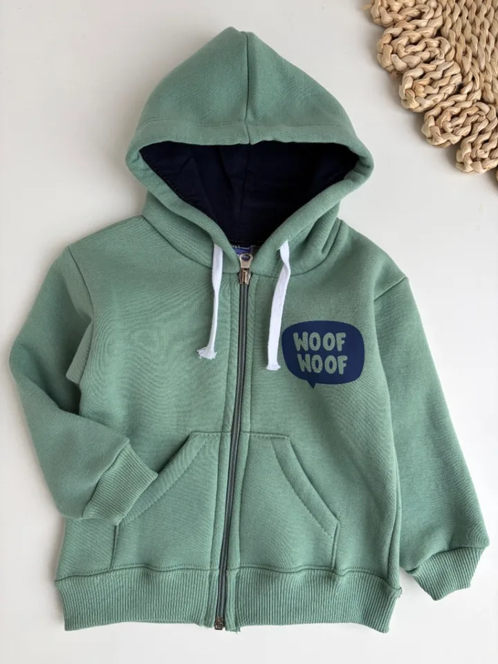 Campera verde manzana doble estampa