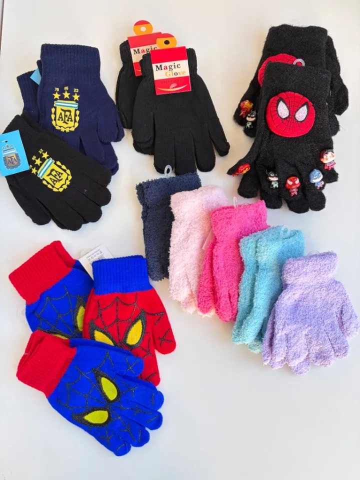 Gorritos, cuellitos y guantes