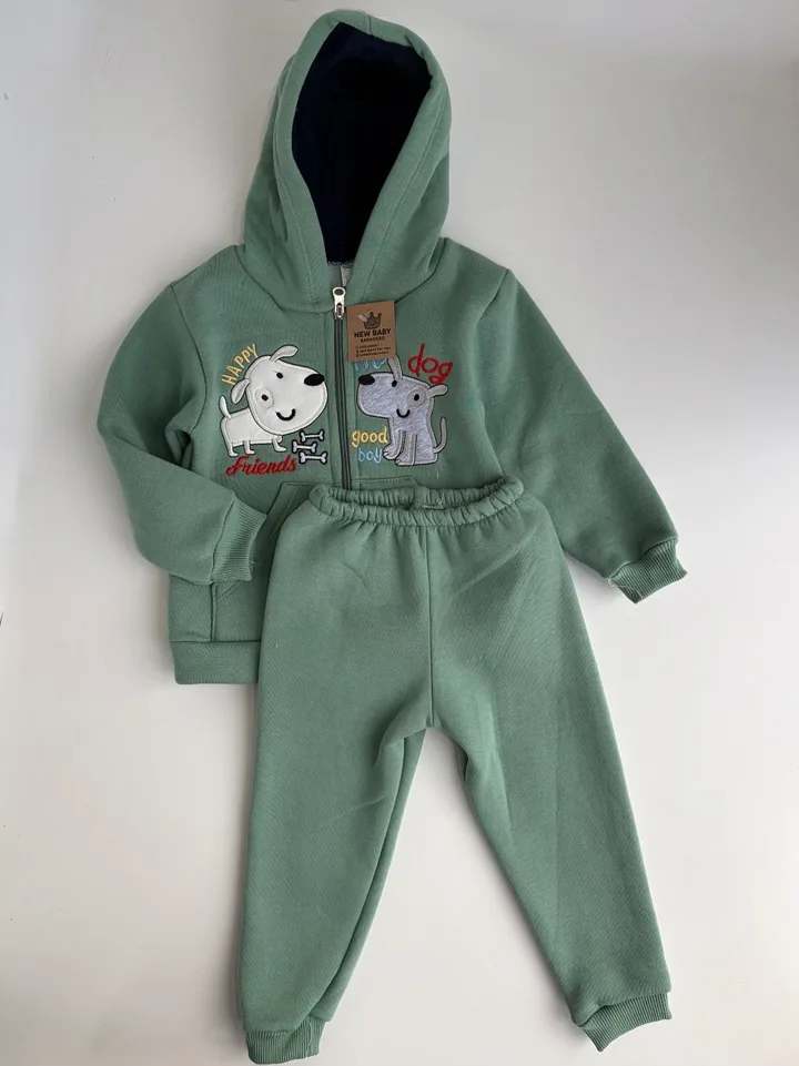 Conjunto  de algodon verde "perrito"