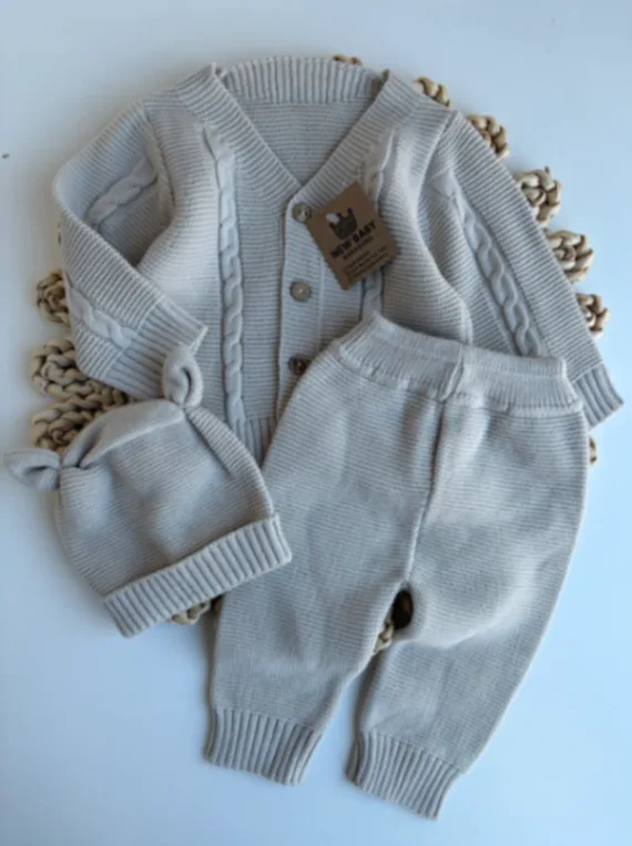Conjunto de lana beige