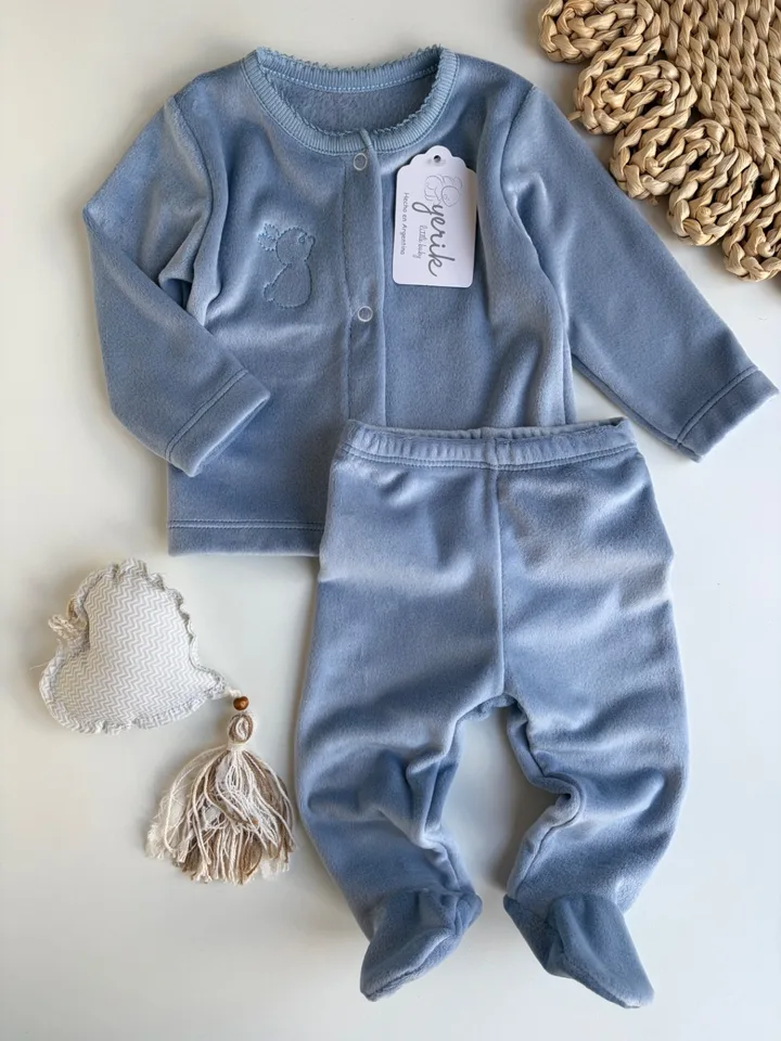 Conjunto de plush celeste