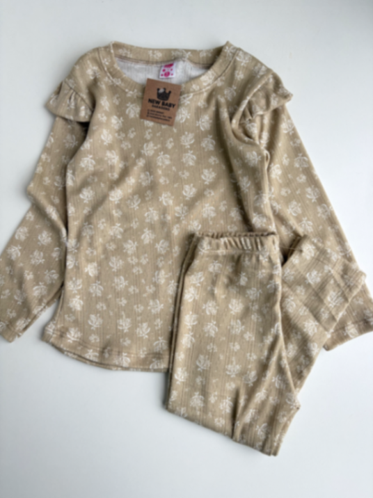 Conjunto estampado verde
