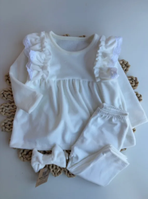 Conjunto natural bebe plush c/vincha y volados