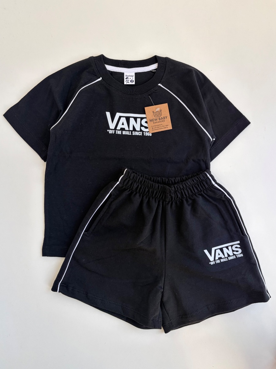 Conjunto negro Vans