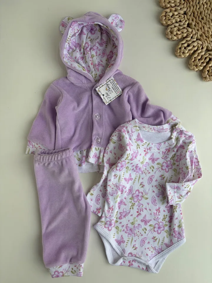 Conjunto plush lila