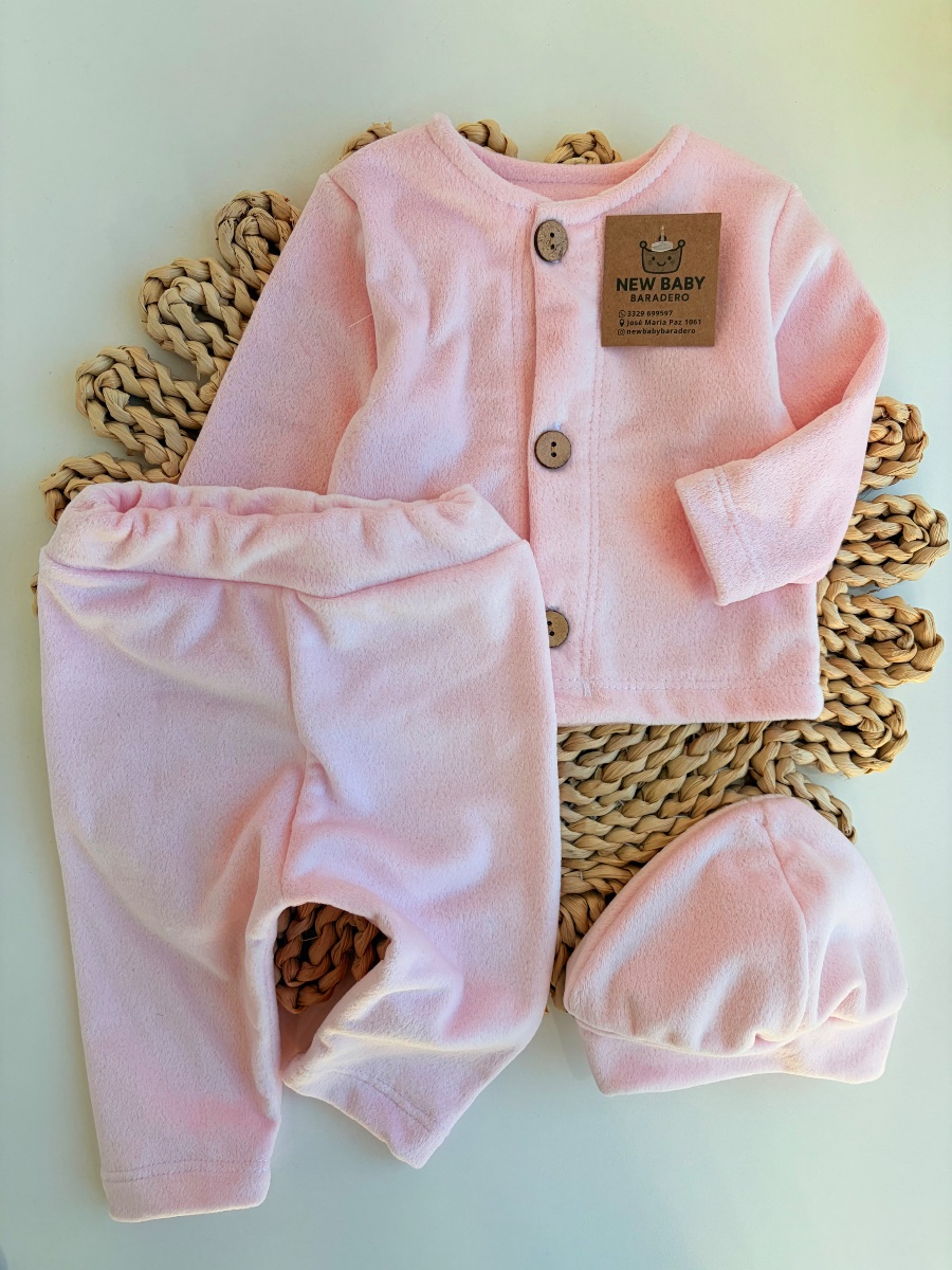 Conjunto rosa con saquito