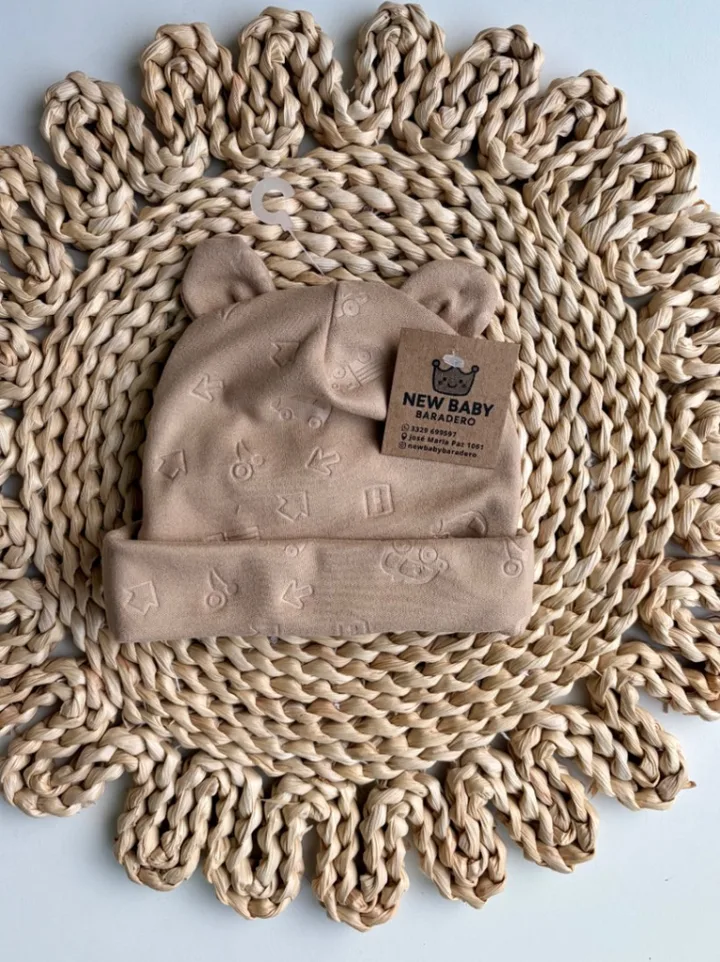 Gorrito darlon  con orejitas