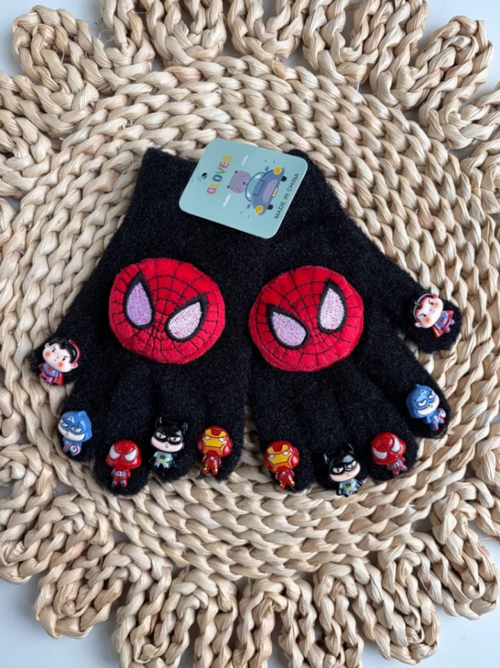 Guantes mágicos Spiderman y Avengers