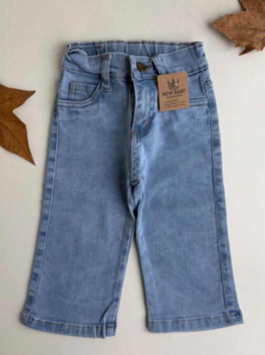 Jean wide leg con tachas