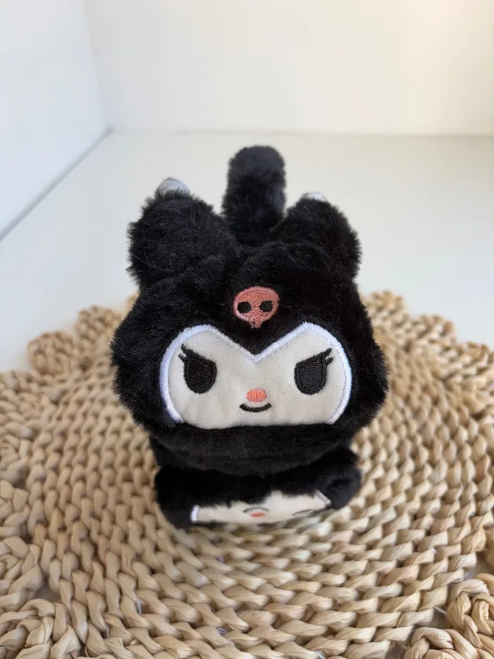 Orejeras Kuromi negro