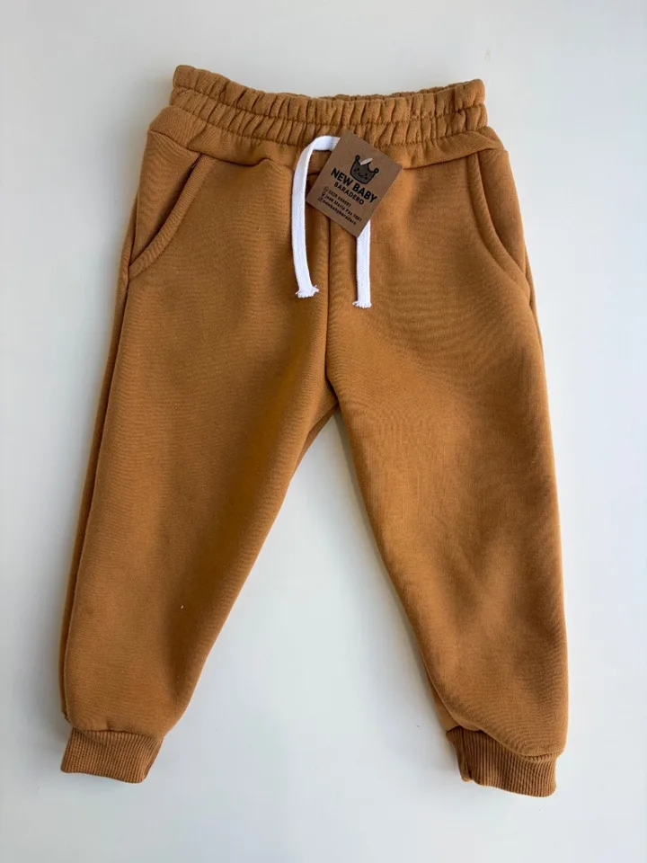Pantalón mostaza de algodón