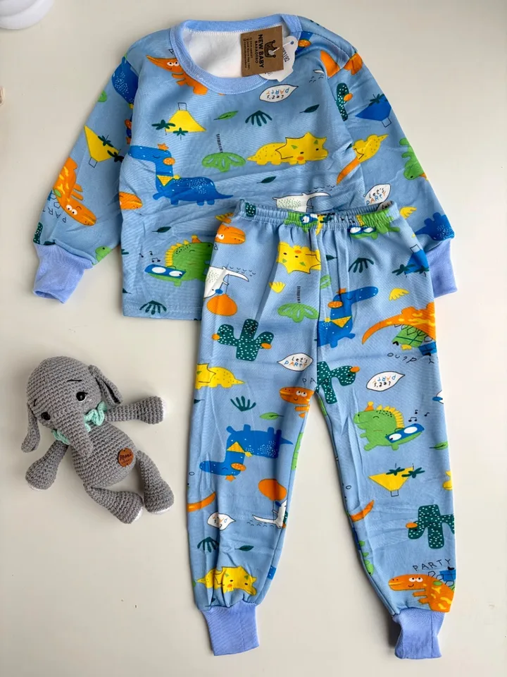 Piyama térmico celeste estampa dinos