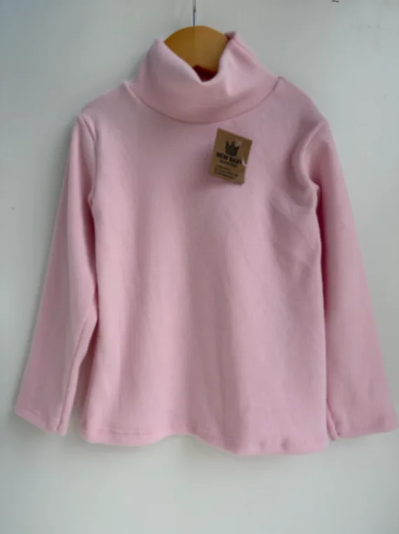 Polera rosa de lanilla frisada 