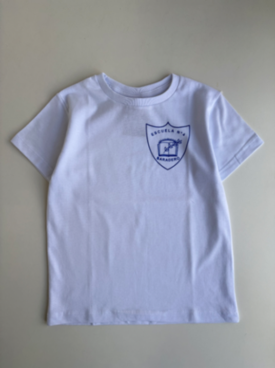 Remera Escuela n°4
