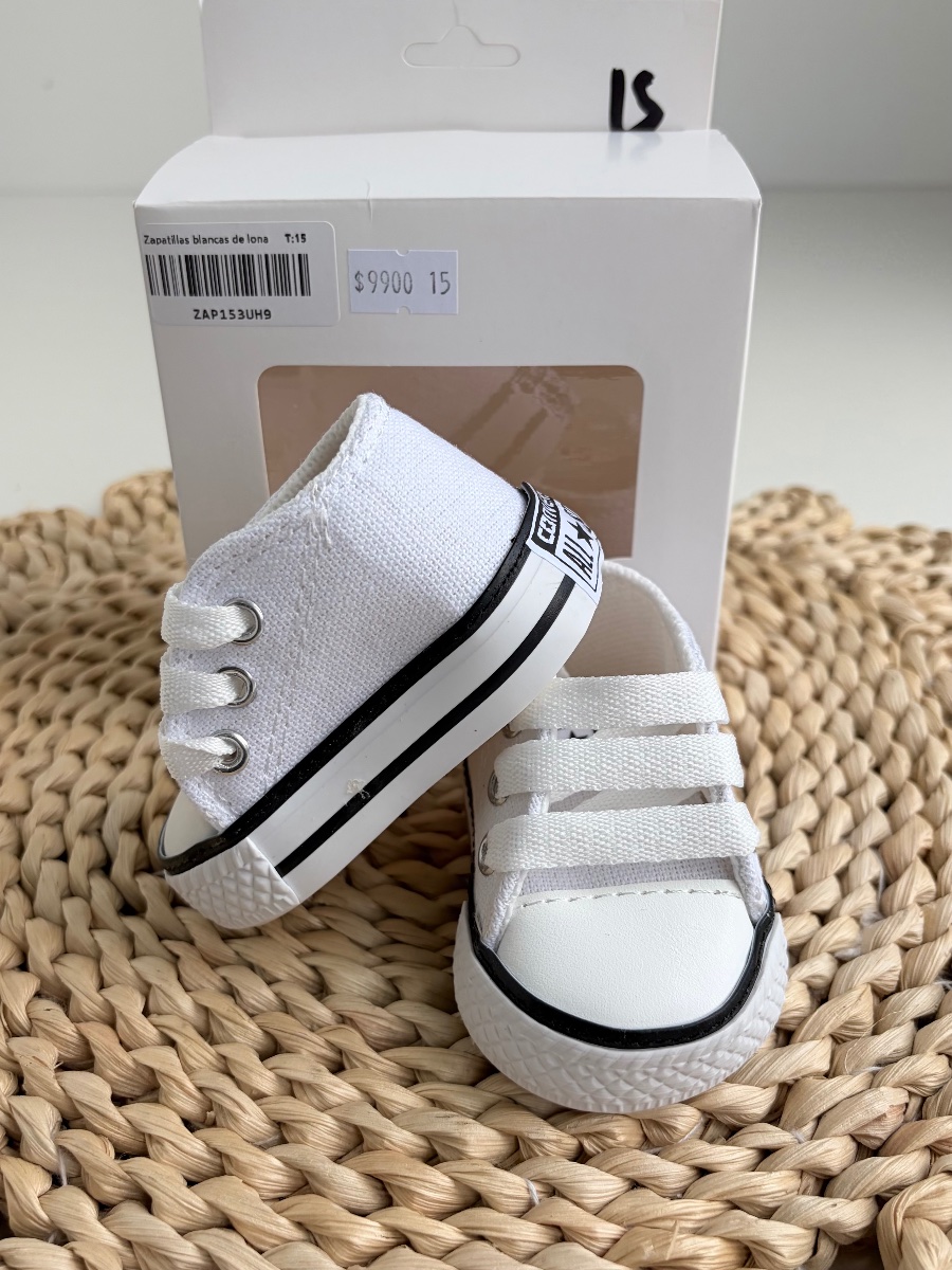 Zapatillas blancas de lona