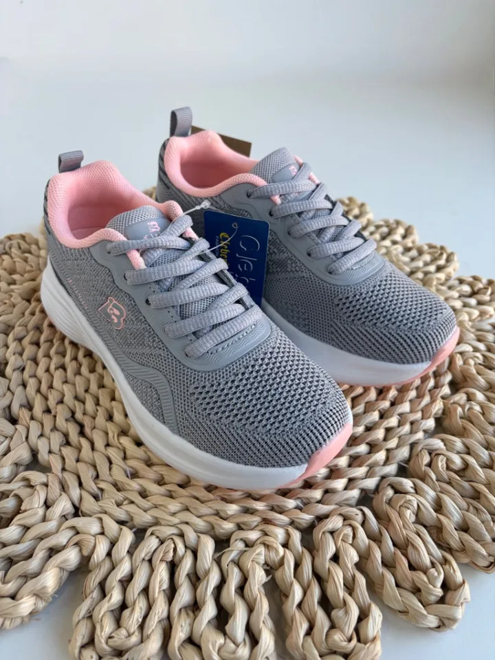 Zapatillas Cleber( grises y rosa por dentro)