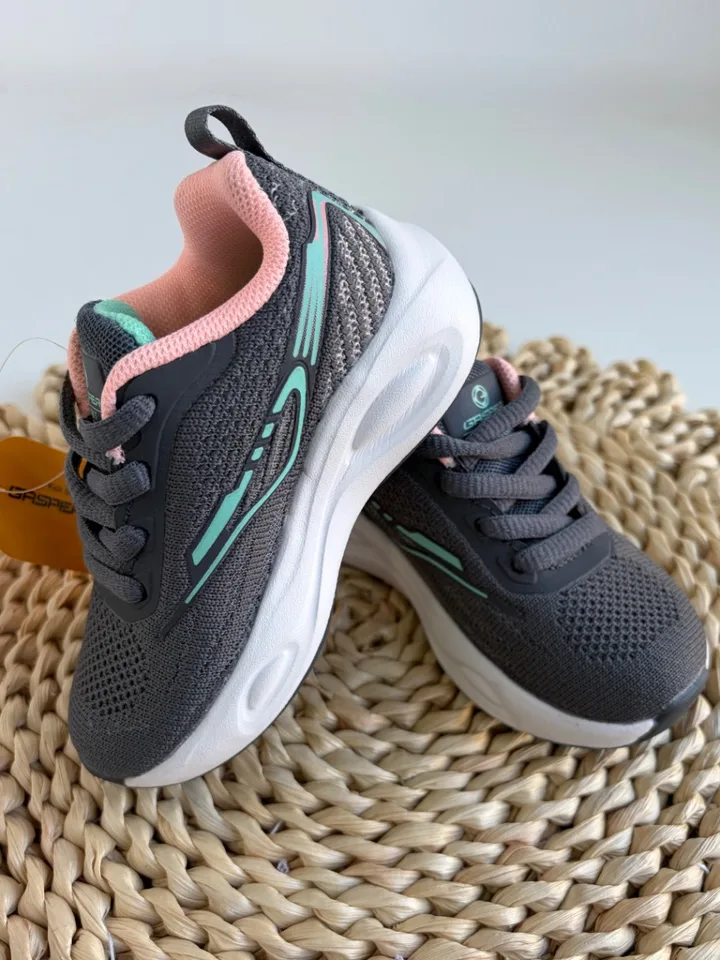 Zapatillas Gasper (gris con interior rosa)