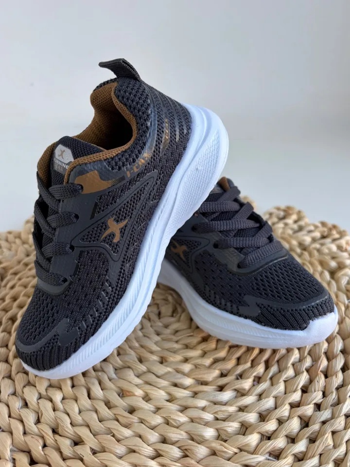 Zapatillas I-cax (gris con interior marron)