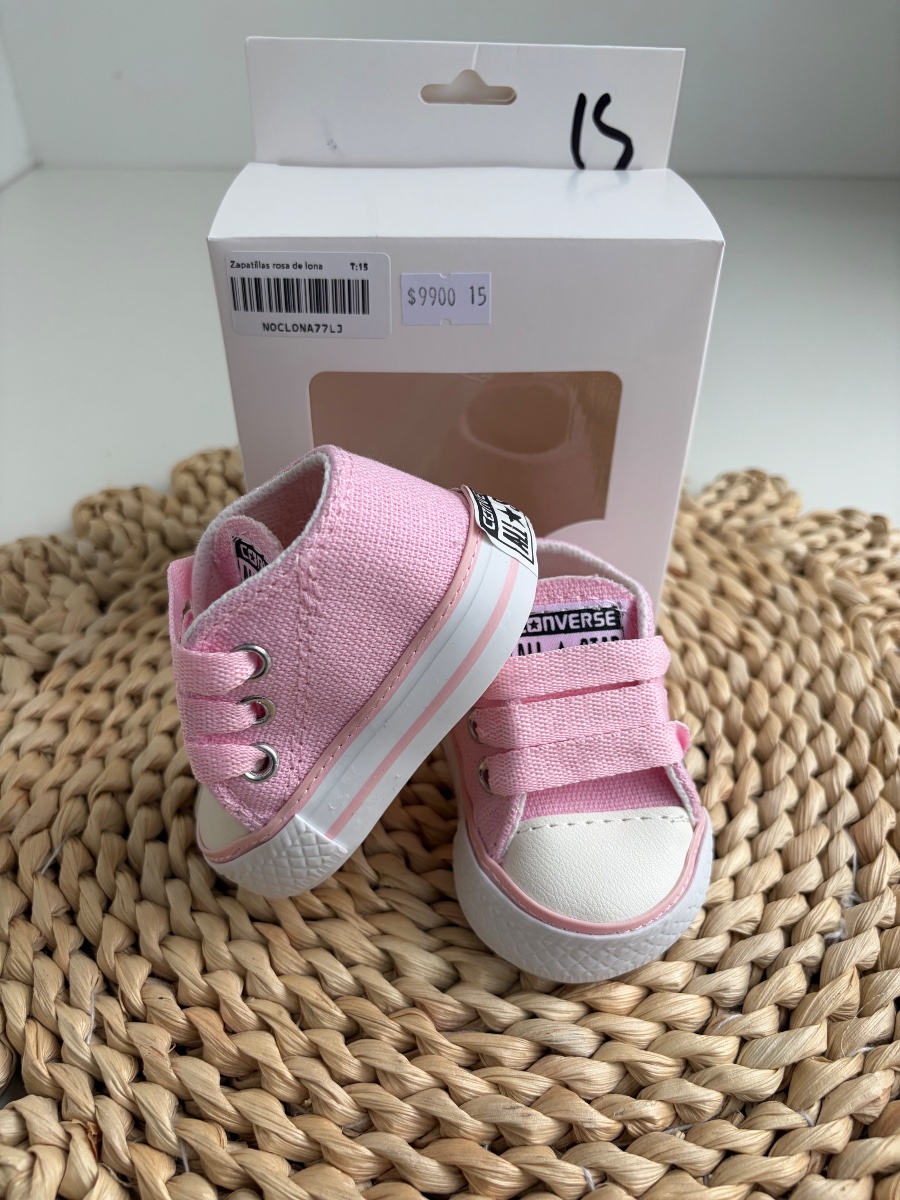 Zapatillas rosa de lona